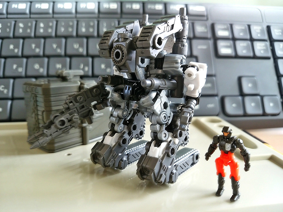2018-01-15_diaclone-da13_dartloader2.jpg