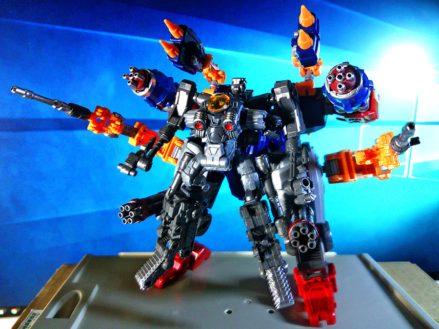 2018-02-12_diaclone_powerdsystem_arming2_6.jpg