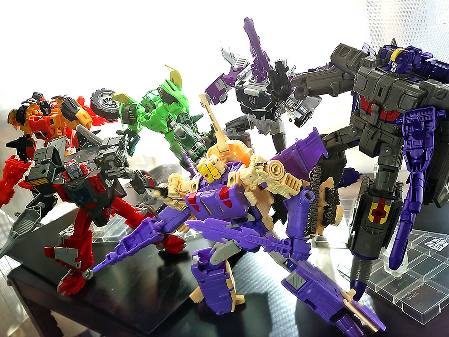 2018-02-23_tf-legends_triplechangers3-2.jpg