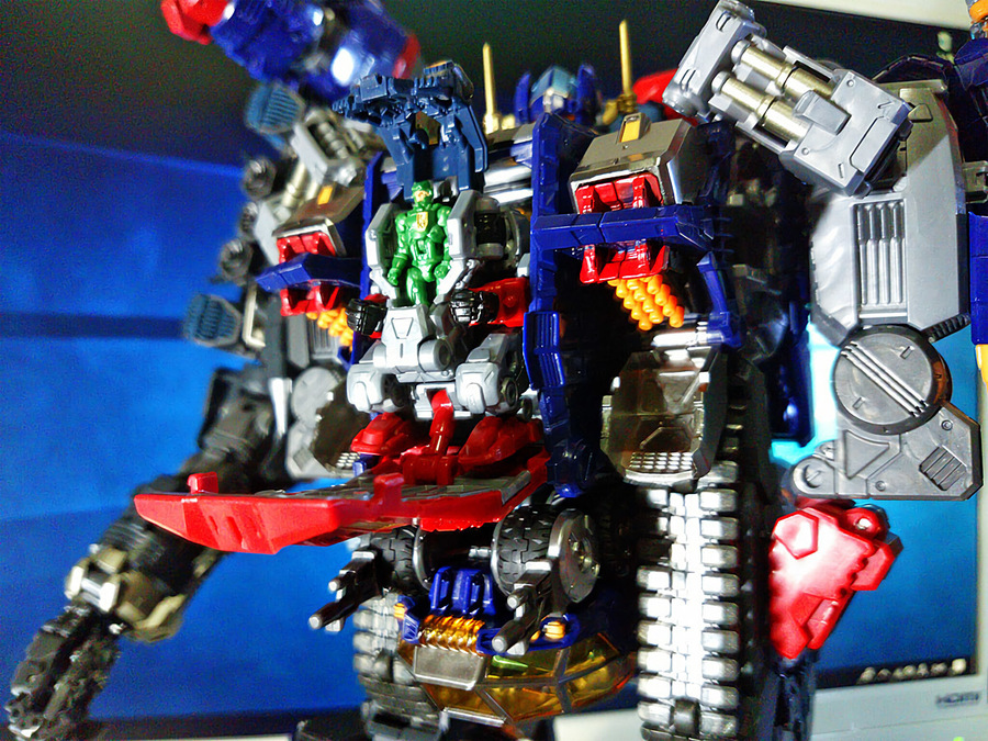 2018-03-05_diaclone-bigpowerd-wgv_mode1_cockpit2.jpg