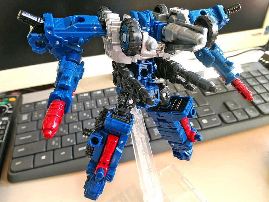 2019-02-28_transformers-siege_autobot-cog_unite1-2.jpg