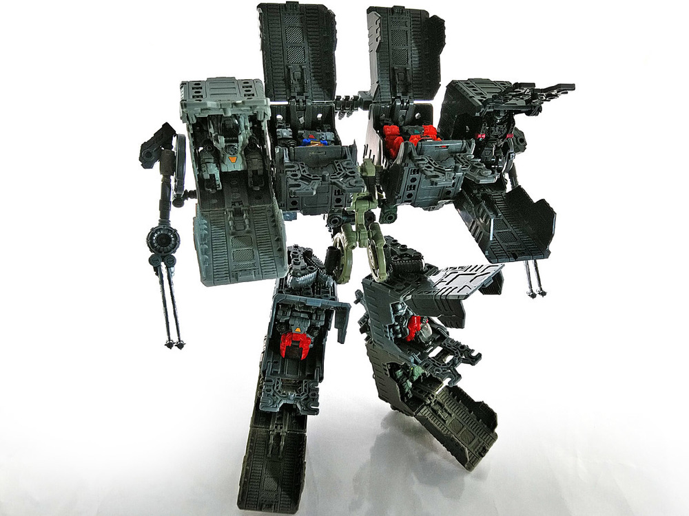 2019-04-11_diaclone_powerd-raid-chamber10.jpg