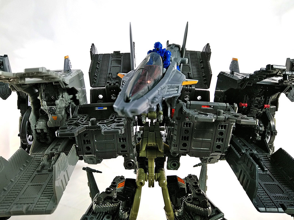 2019-04-11_diaclone_super-powerd-raid-chamber2.jpg