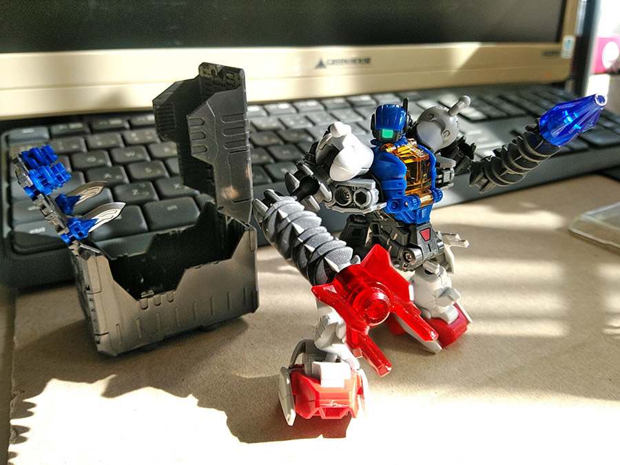 2018-11-24_diaclone-da21_maneuver-alpha5.jpg