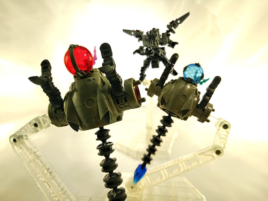 2018-12-22_diaclone_da27-maneuver-gamma_da28-maneuver-delta_mode2-2-4.jpg