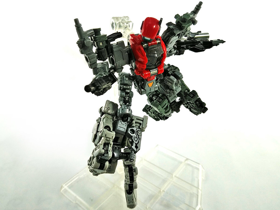 2018-12-28_diaclone-maneuver-3-unite_lower-body5.jpg