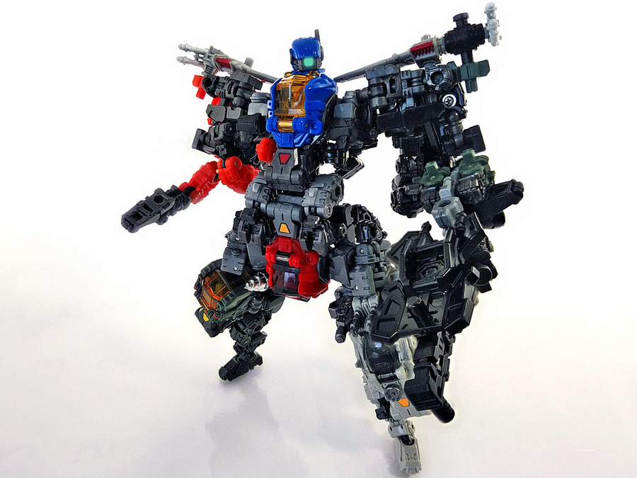 2018-12-28_diaclone-maneuver-6-unite_land-combat1.jpg