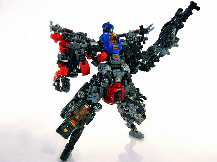 2018-12-28_diaclone-maneuver-6-unite_land-combat2.jpg