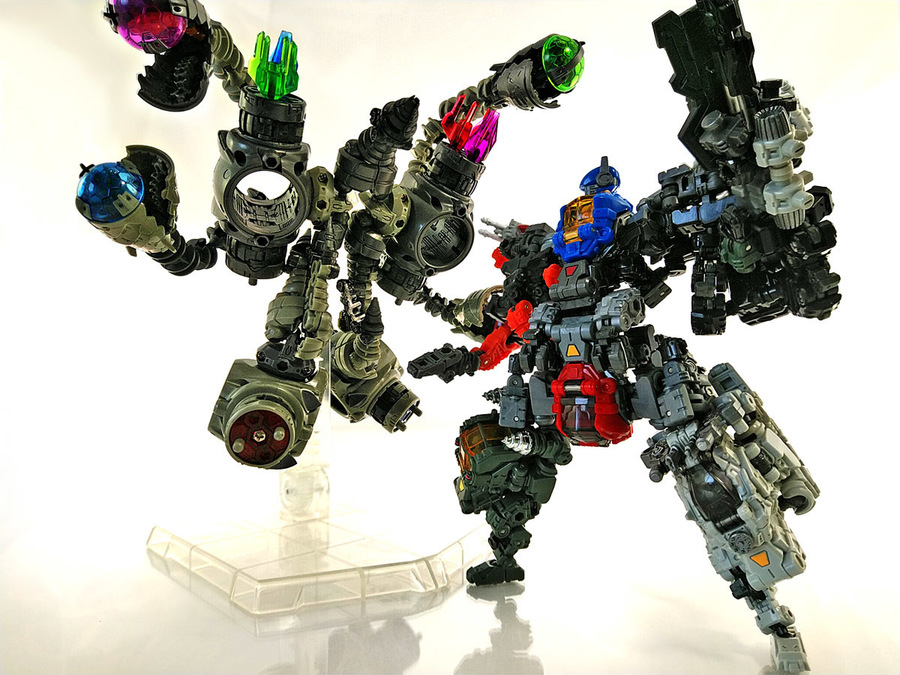 2018-12-28_diaclone-maneuver-6-unite_vs1.jpg