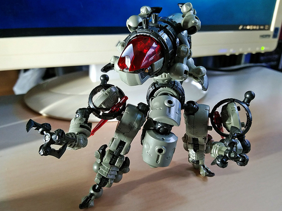 2019-03-02_diaclone_warudaraider_rapto-head_mode1-3.jpg