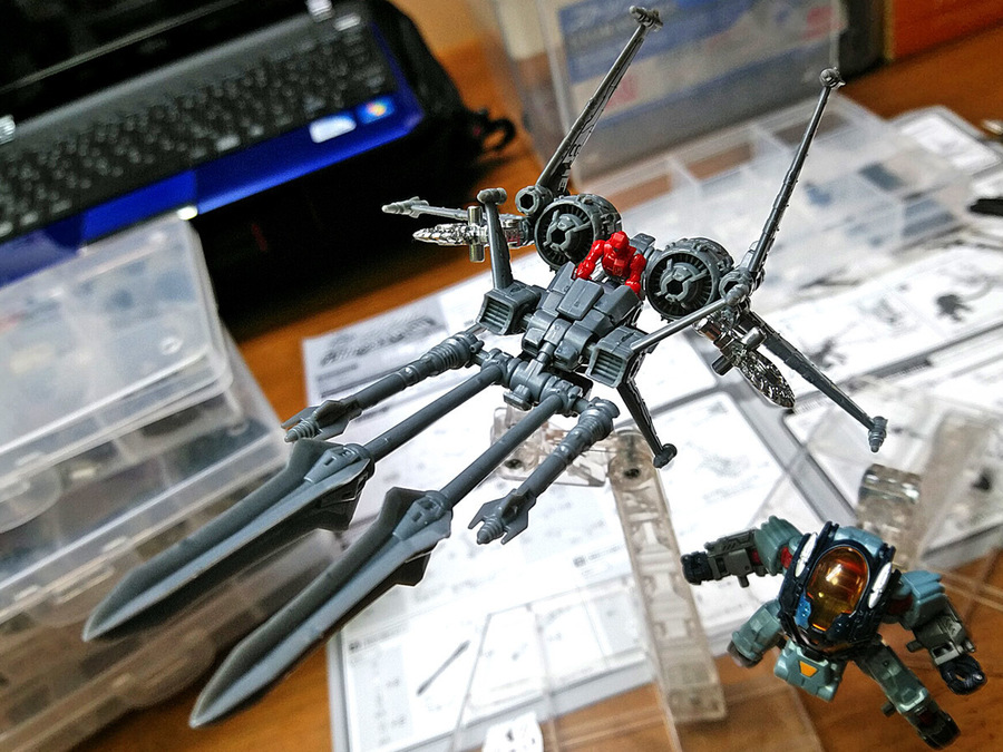 2019-03-04_diaclone_cross-septer_mode1-1.jpg
