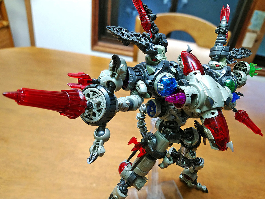 2019-03-04_diaclone_warudaraider_rapto-head-6.jpg