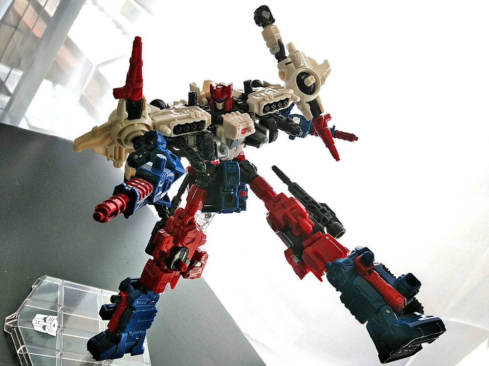 2019-04-29_transformers-siege_sg18-sixgun_unite1-5.jpg