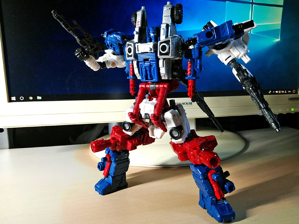 2019-05-31_transformers-siege_sixgun_cog-six2-1.jpg
