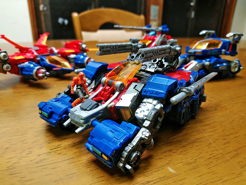 2019-10-30_daiaclone-trivers-tridasher_unite-vehicle1.jpg