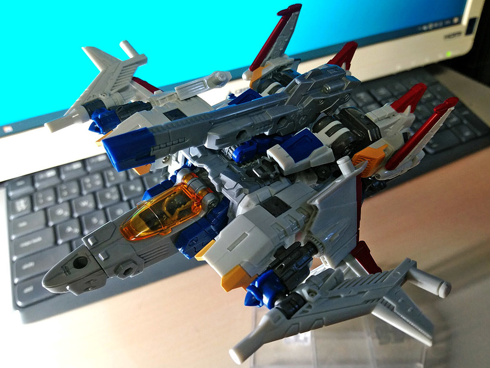 2019-12-12_diaclone-reboot_trivers-trijetter_jet1-2.jpg