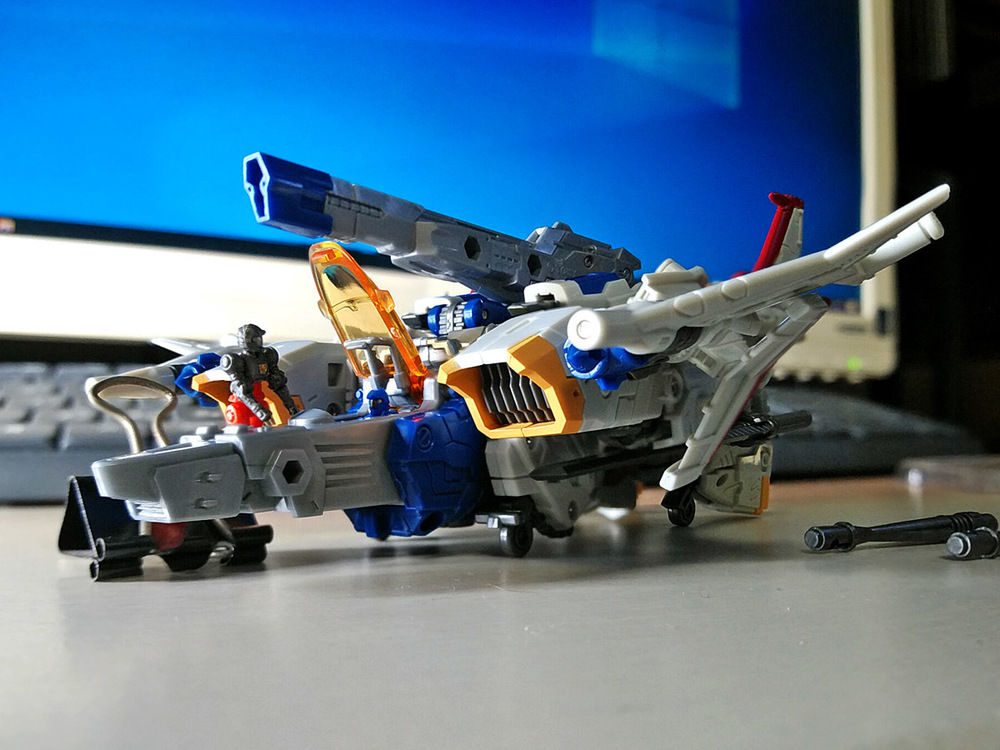 2019-12-12_diaclone-reboot_trivers-trijetter_jet1-4.jpg