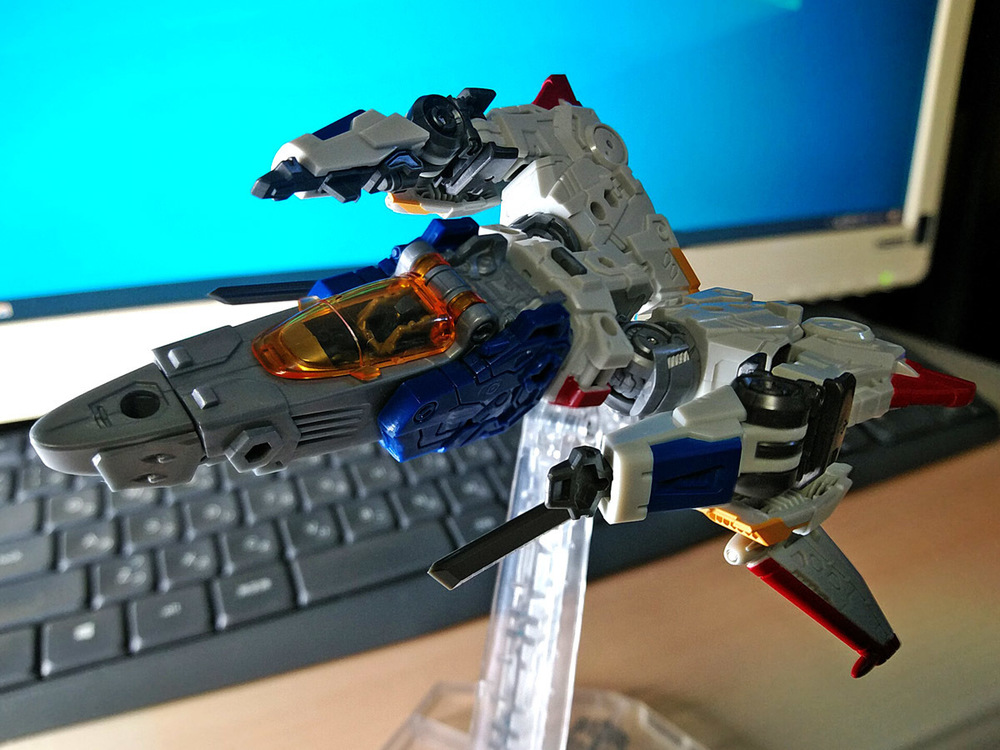 2019-12-12_diaclone-reboot_trivers-trijetter_jet2-1.jpg