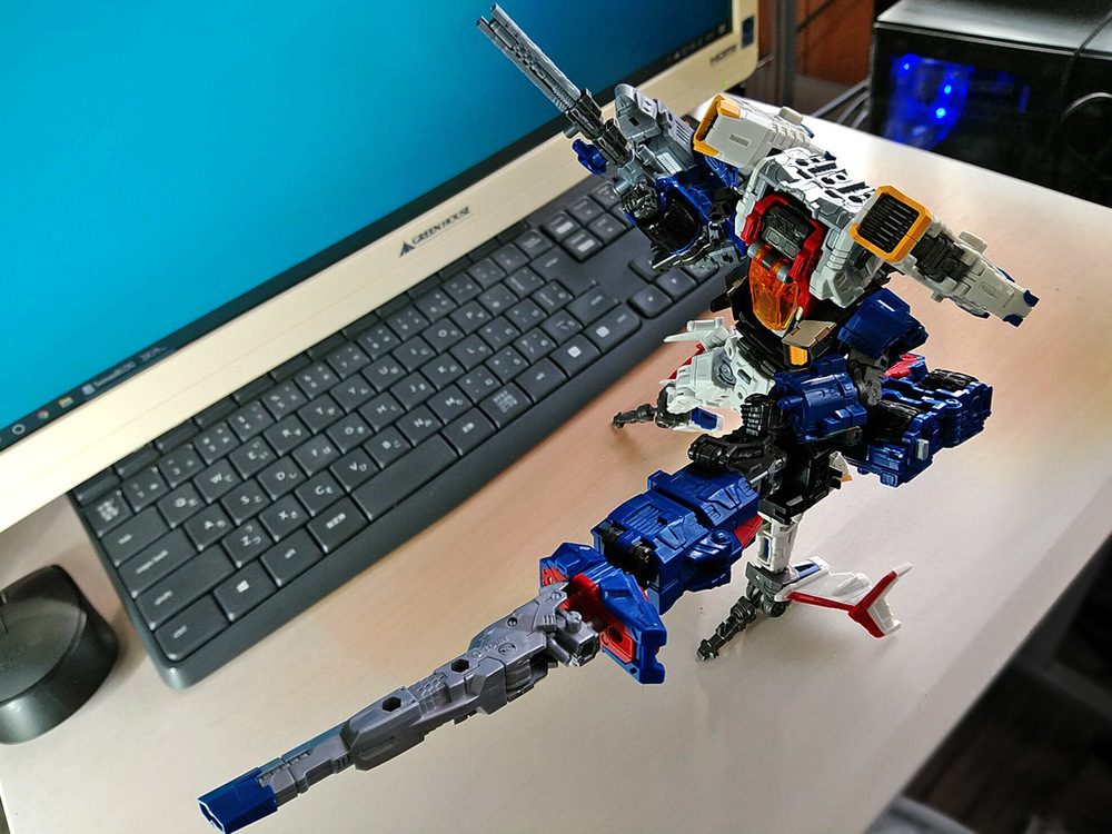 2019-12-12_diaclone-reboot_trivers-trijetter_vers-system_mode1-5.jpg