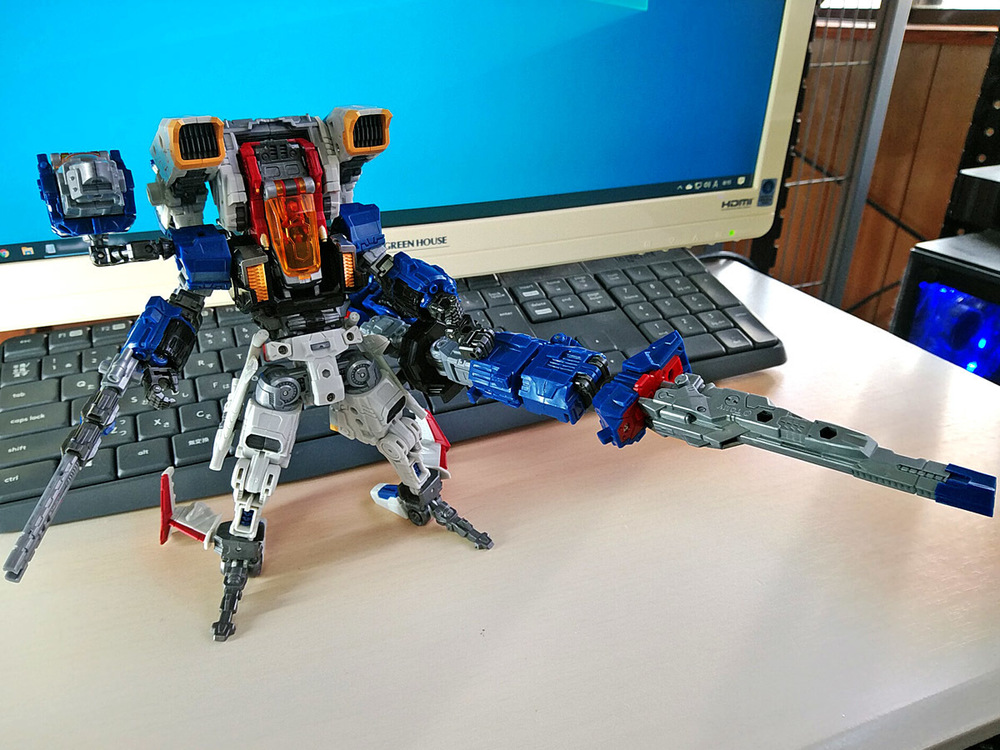 2019-12-12_diaclone-reboot_trivers-trijetter_vers-system_mode1-8.jpg