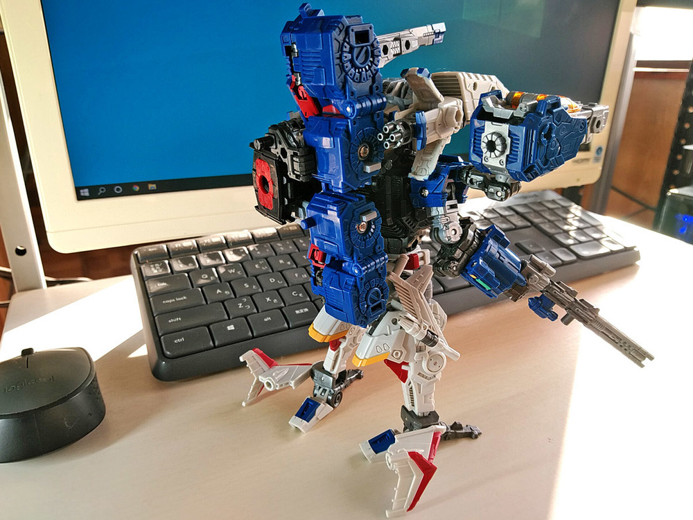 2019-12-12_diaclone-reboot_trivers-trijetter_vers-system_mode3-6.jpg