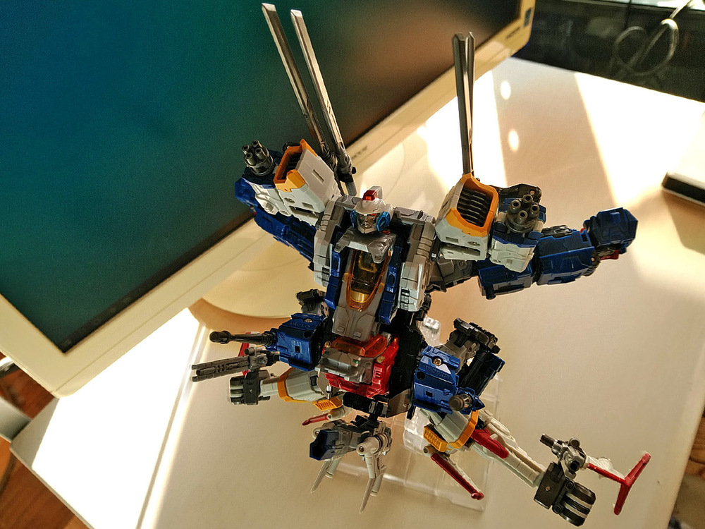 2019-12-20_diaclone-reboot_trivers-trijetter_mode-jet2-1.jpg