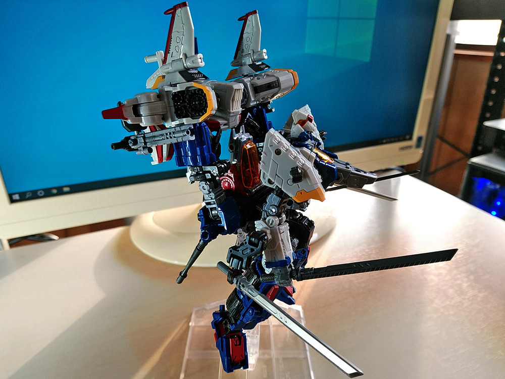 2019-12-20_diaclone-reboot_trivers-trijetter_mode-robo1-13.jpg