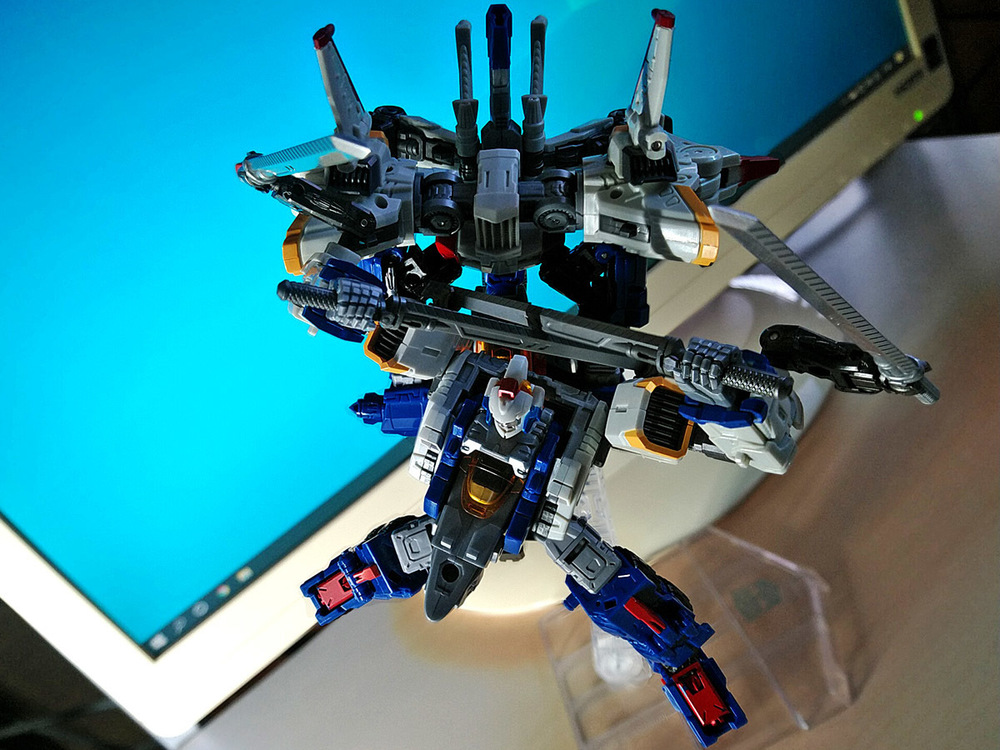 2019-12-20_diaclone-reboot_trivers-trijetter_mode-robo1-6.jpg