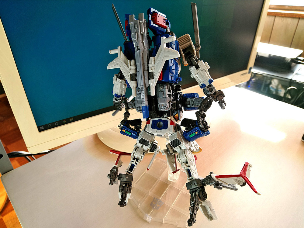 2019-12-20_diaclone-reboot_trivers-trijetter_mode-robo2-3.jpg