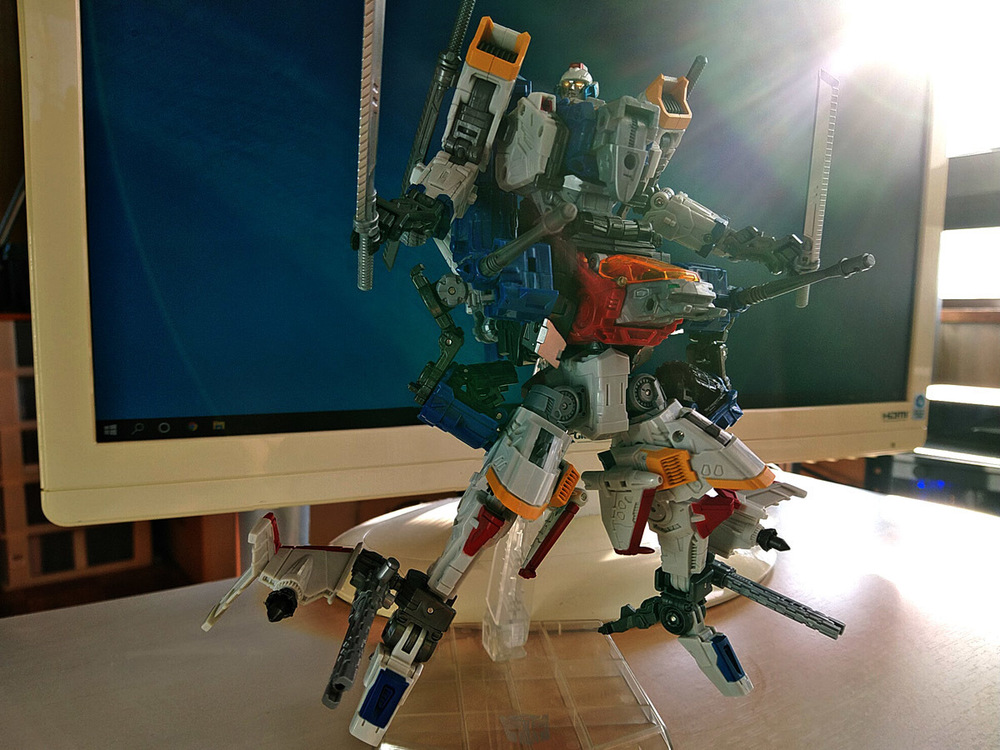 2019-12-20_diaclone-reboot_trivers-trijetter_mode-robo2-4.jpg