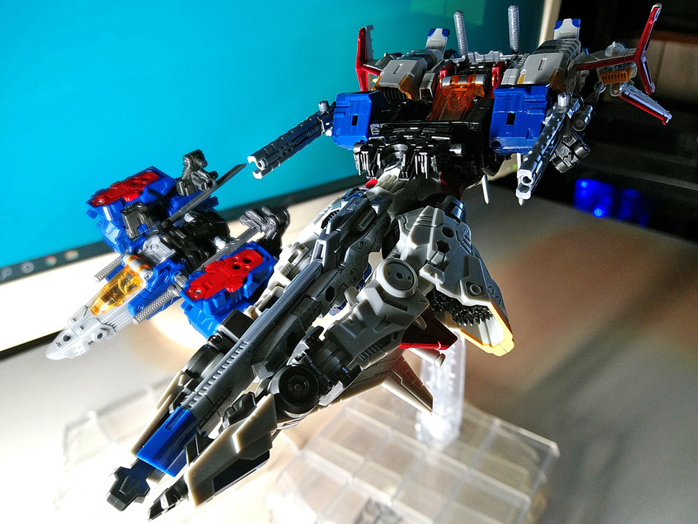 2019-12-29_diaclone-reboot_trivers-trijetter_gattai-jet-1.jpg