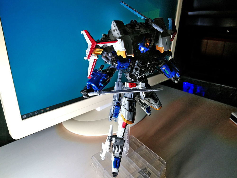 2019-12-29_diaclone-reboot_trivers-trijetter_gattai-robo1-6.jpg