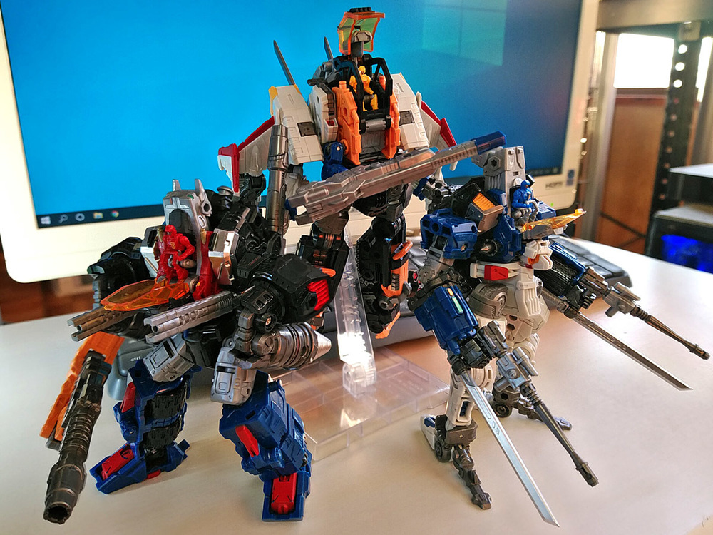 2020-02-06_diaclone-trivers_tridigger_haoring-gattai3.jpg