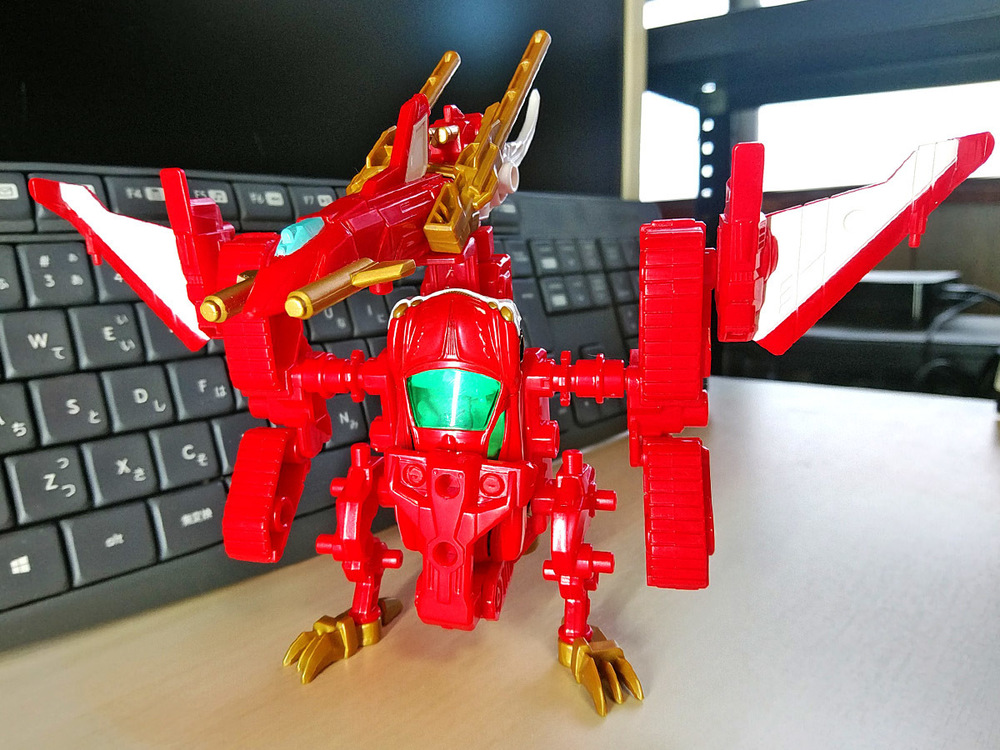 2020-02-23_tomica-hyper-bluepolice_buildup-tomica_dragneel-armor-set1.jpg