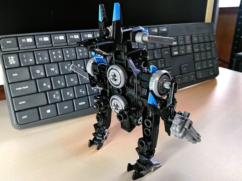 2020-02-23_tomica-hyper-bluepolice_buildup-tomica_powerd-armor-set3.jpg