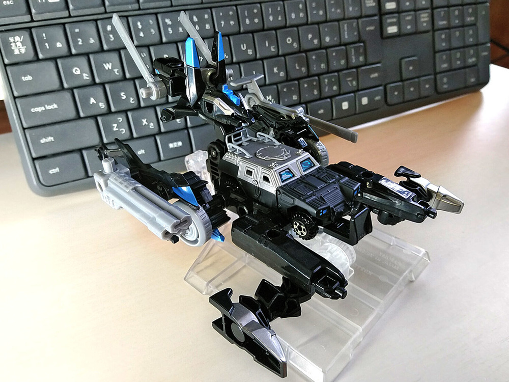 2020-02-23_tomica-hyper-bluepolice_buildup-tomica_powerd-armor-set5.jpg