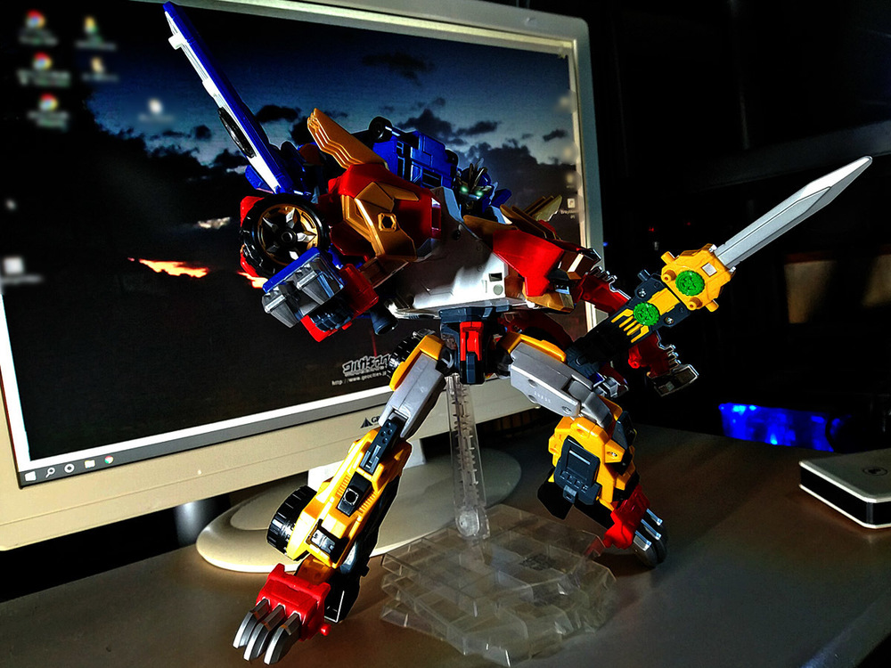 2020-04-23_earth-granner_kizuna-gattai_eagle-leo-cheetah5.jpg