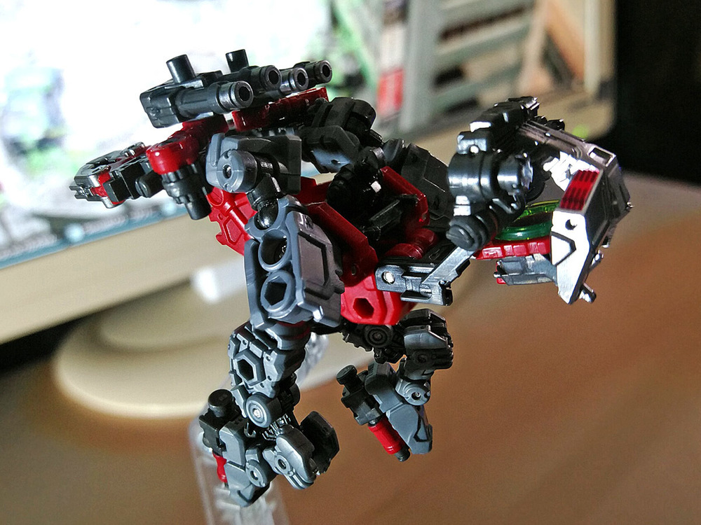 2020-05-27_diaclone_powerd-maneuver-epsilons_separate1-2.jpg