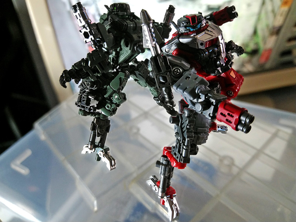 2020-05-27_diaclone_powerd-maneuver-epsilons_separate3-2.jpg