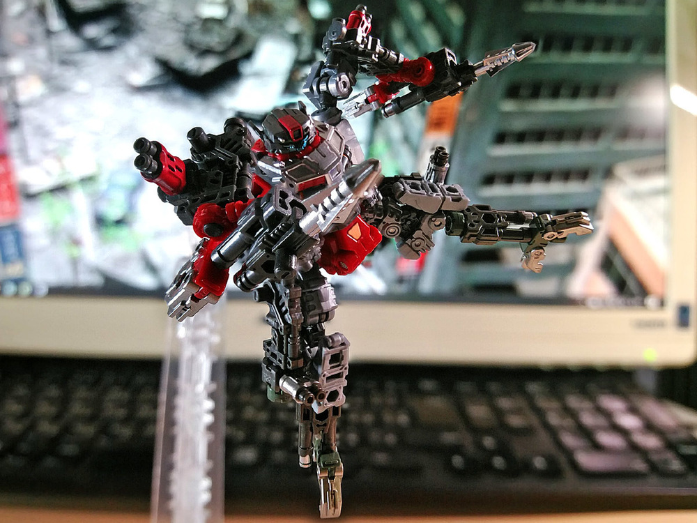 2020-05-27_diaclone_powerd-maneuver-epsilons_separate4-5.jpg