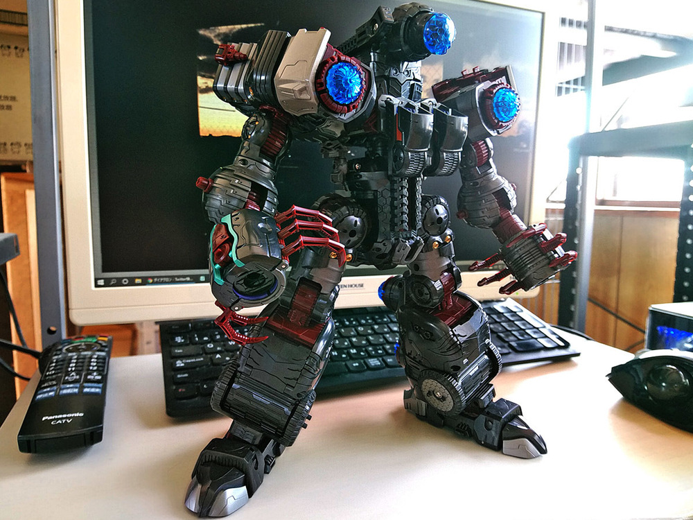 2020-06-04_diaclone_warudaros-giganter_test2-2.jpg